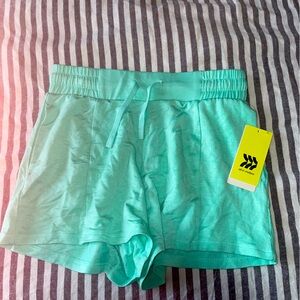 NWT Girls Activewear shorts